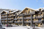This stunning Steamboat Lodge offers luxurious apartments in a breathtaking mountain setting.