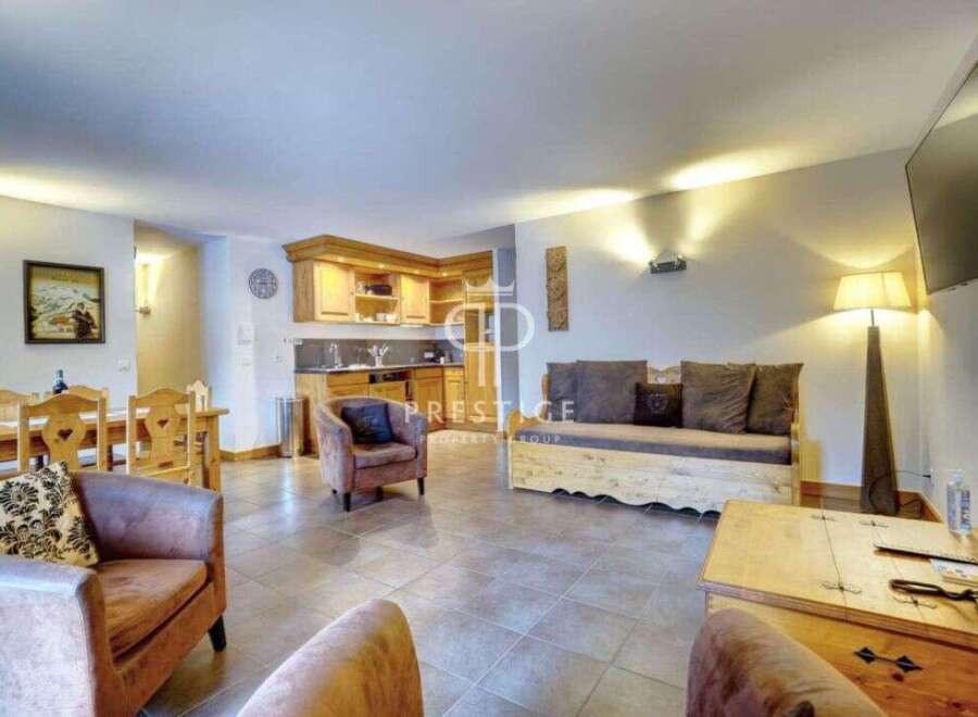 Discover the charm of this inviting property, featuring a cozy living area perfect for relaxation.