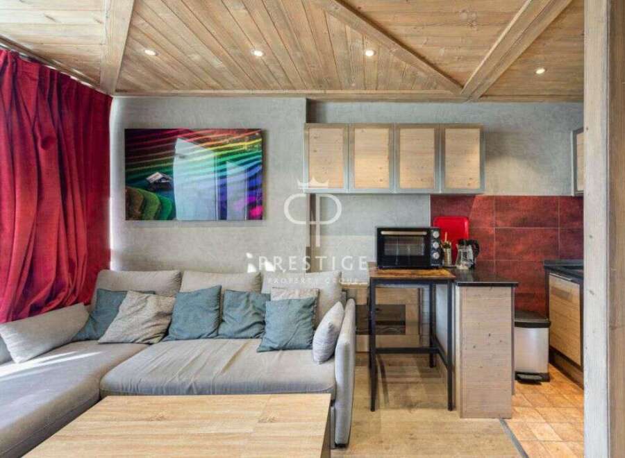 Discover a cozy retreat with this stunning property.