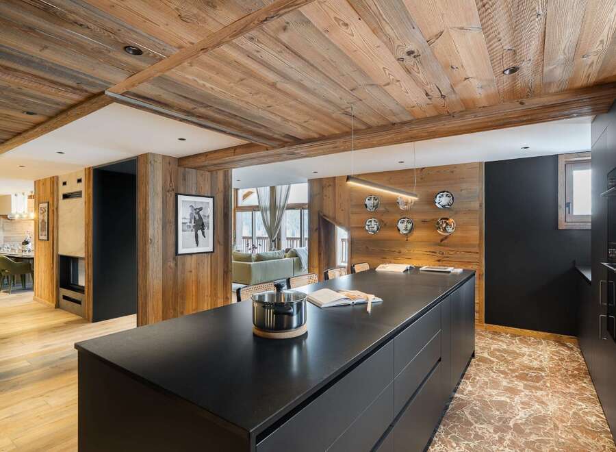 Experience the epitome of rustic elegance in this stunning kitchen.