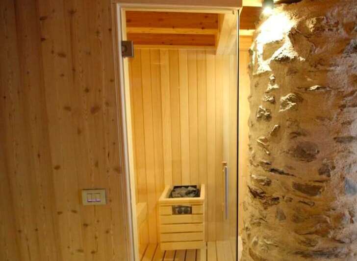 Discover the ultimate relaxation in this stunning sauna.