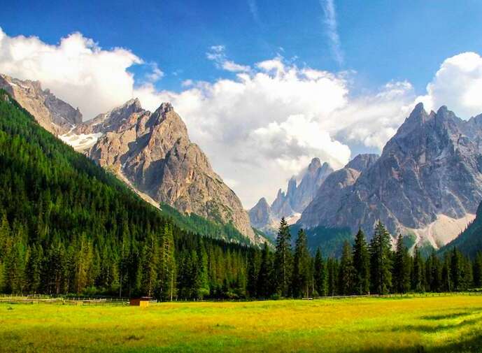 Explore the breathtaking beauty of the mountains, where nature's grandeur unfolds.