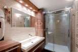 Discover luxury living in this stunning bathroom.