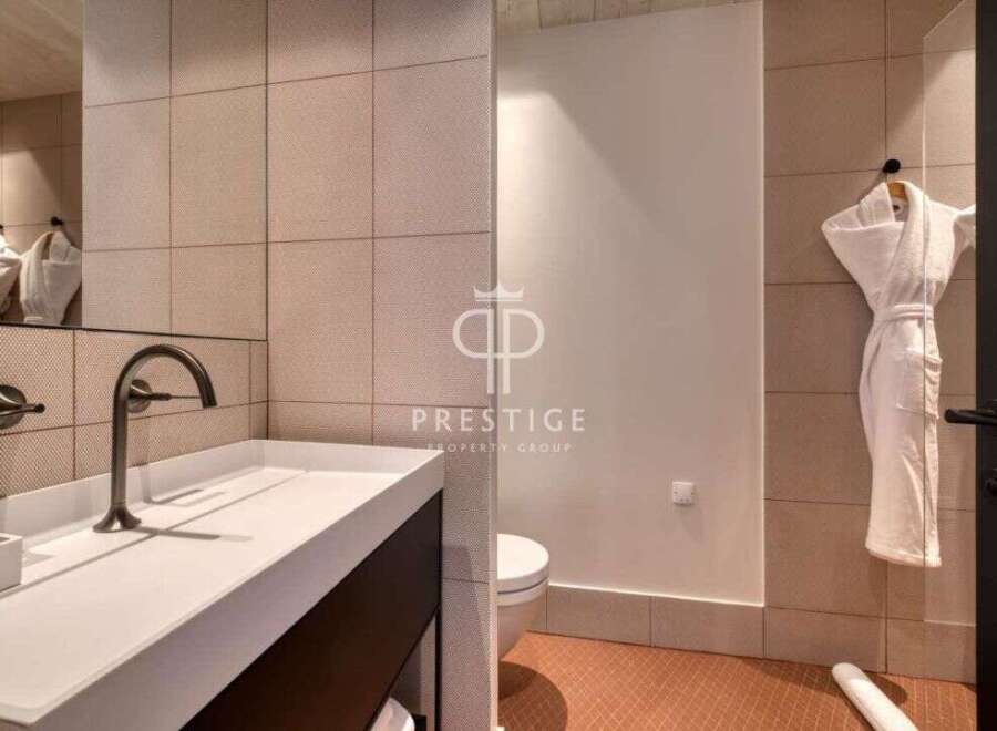 Discover luxury living at its finest.