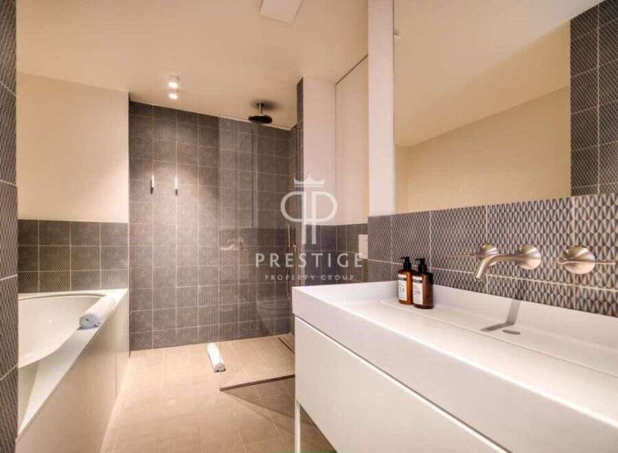Discover luxury living in this stunning property.