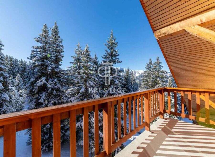 Enjoy breathtaking mountain views from this stunning property.