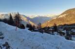 Experience the breathtaking beauty of the Swiss Alps in this stunning winter landscape.