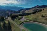 Discover breathtaking mountain views in this stunning landscape.