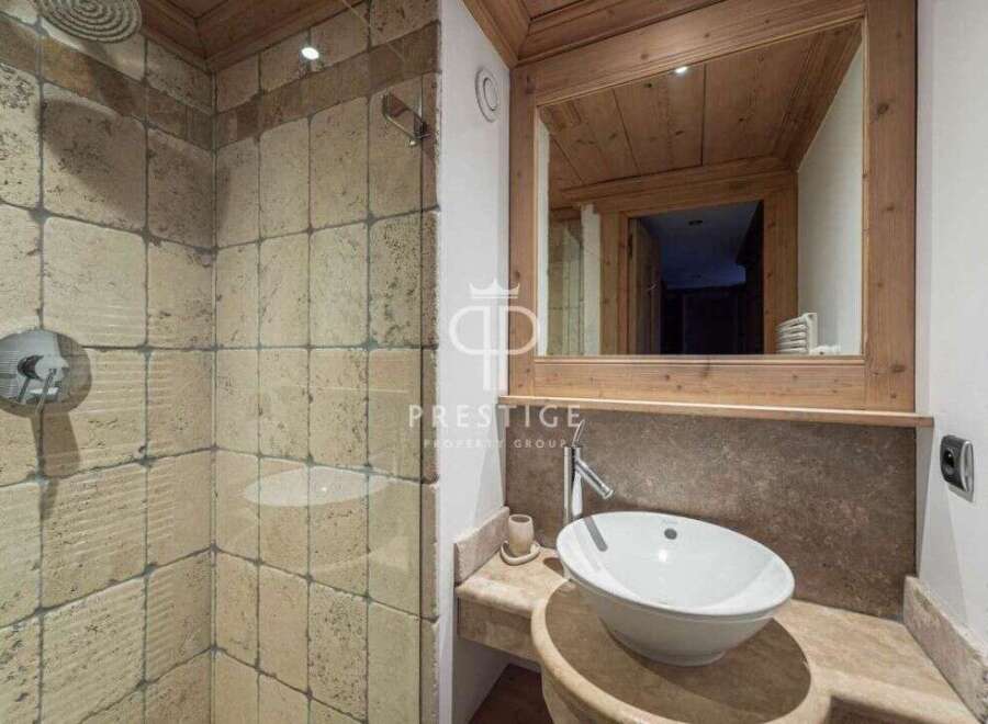 Discover luxury living in this stunning property.