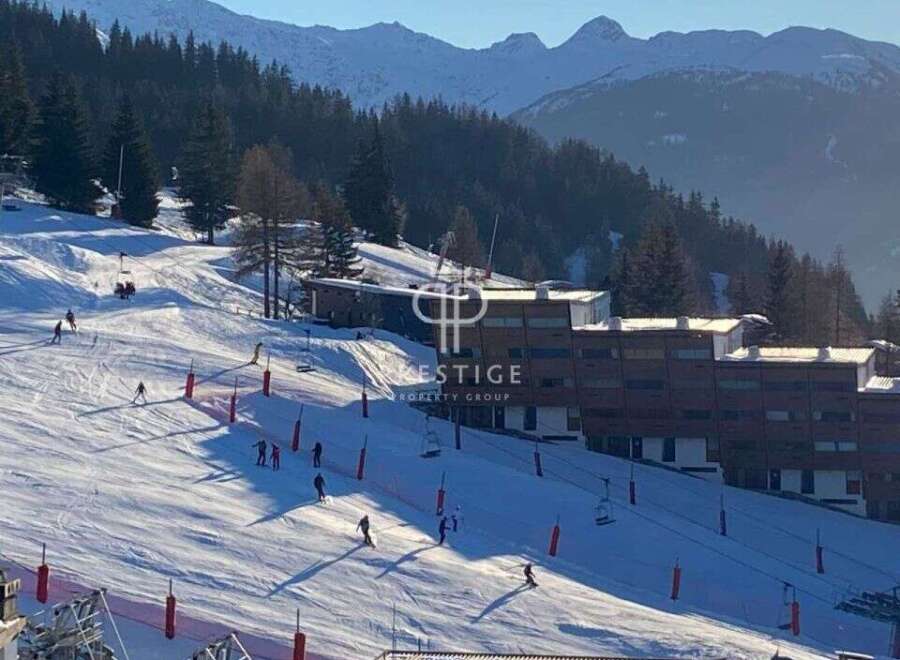 Experience the ultimate ski-in/ski-out lifestyle with this stunning property.