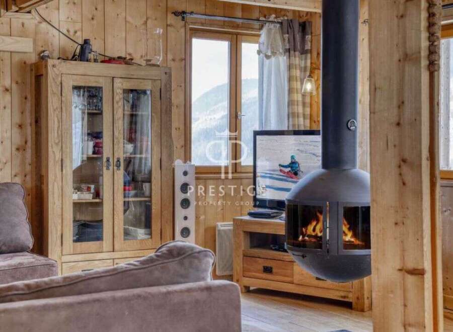 Experience cozy mountain living in this charming chalet.