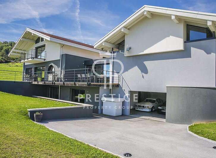 Discover luxury living in this stunning property.