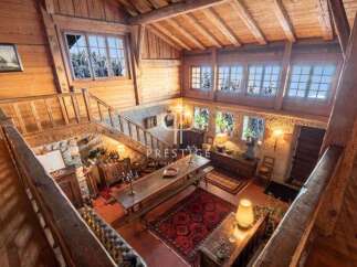 Experience rustic elegance in this stunning chalet.