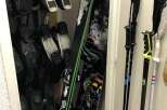 This property boasts a dedicated ski storage area, perfect for winter sports enthusiasts.