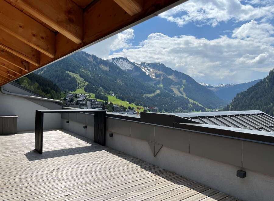 Enjoy breathtaking mountain views from this stunning property.