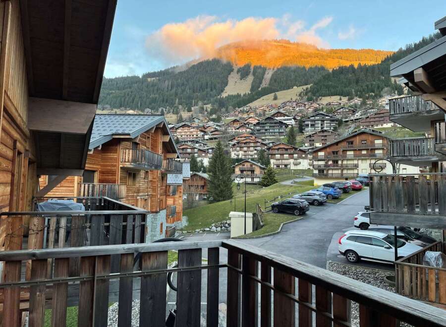 Experience the charm of mountain living in this stunning property.