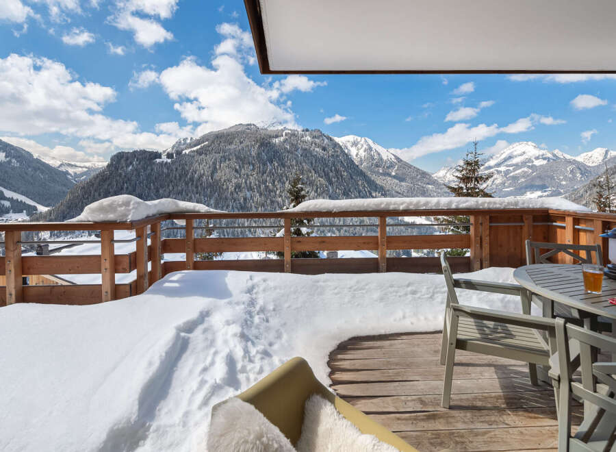 Enjoy breathtaking mountain views from this stunning property.