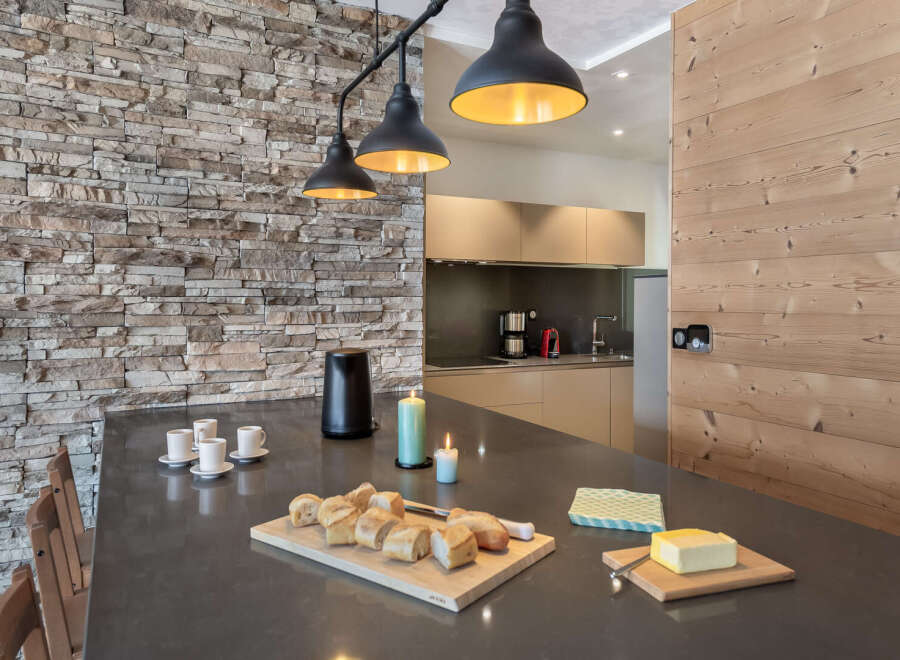Experience modern luxury in this stunning kitchen.