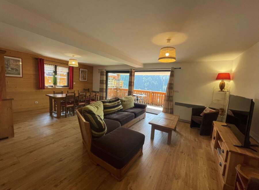Discover a cozy retreat with stunning mountain views.