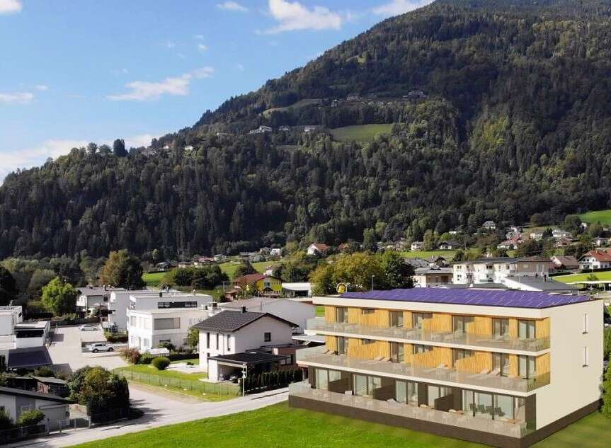 Discover a stunning property nestled in a picturesque mountain setting.