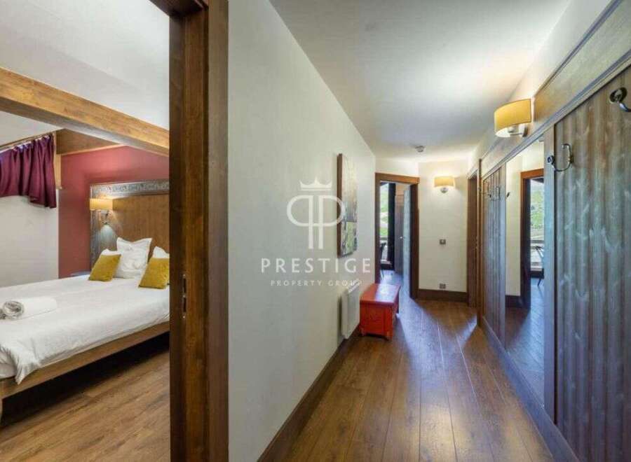 Discover the charm of this stunning property, featuring a beautifully designed interior.