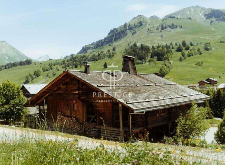 Discover a stunning chalet nestled in the heart of the mountains, offering breathtaking views and a tranquil escape.