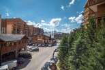 Discover a stunning property in a picturesque mountain setting.