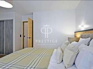 Discover the epitome of luxury in this stunning bedroom.