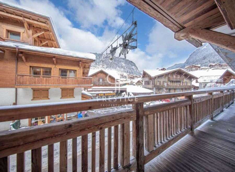 Experience the charm of this stunning property with breathtaking mountain views.