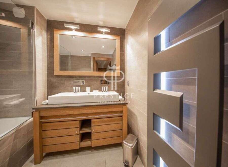 Discover luxury living in this stunning property.