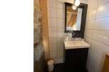 Discover this charming property featuring a stylish bathroom.