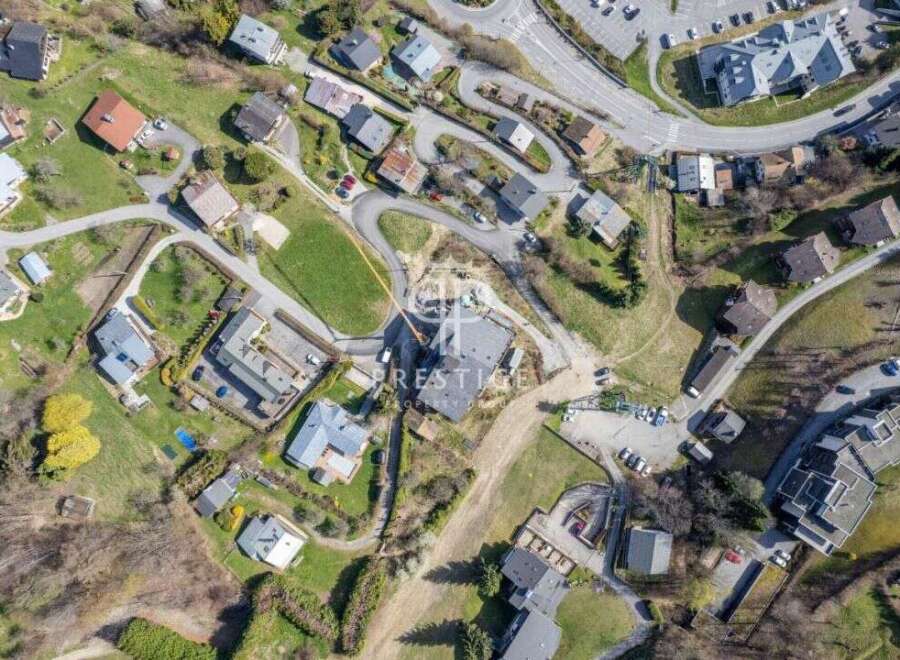 Discover a stunning property nestled in a picturesque landscape.