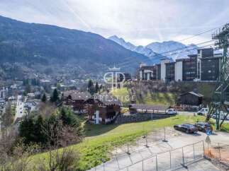 Discover your dream home in the heart of the mountains! This stunning property boasts breathtaking views and luxurious amenities.