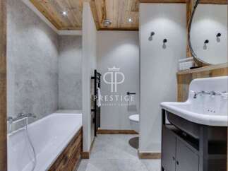 Discover a luxurious bathroom with a rustic touch.