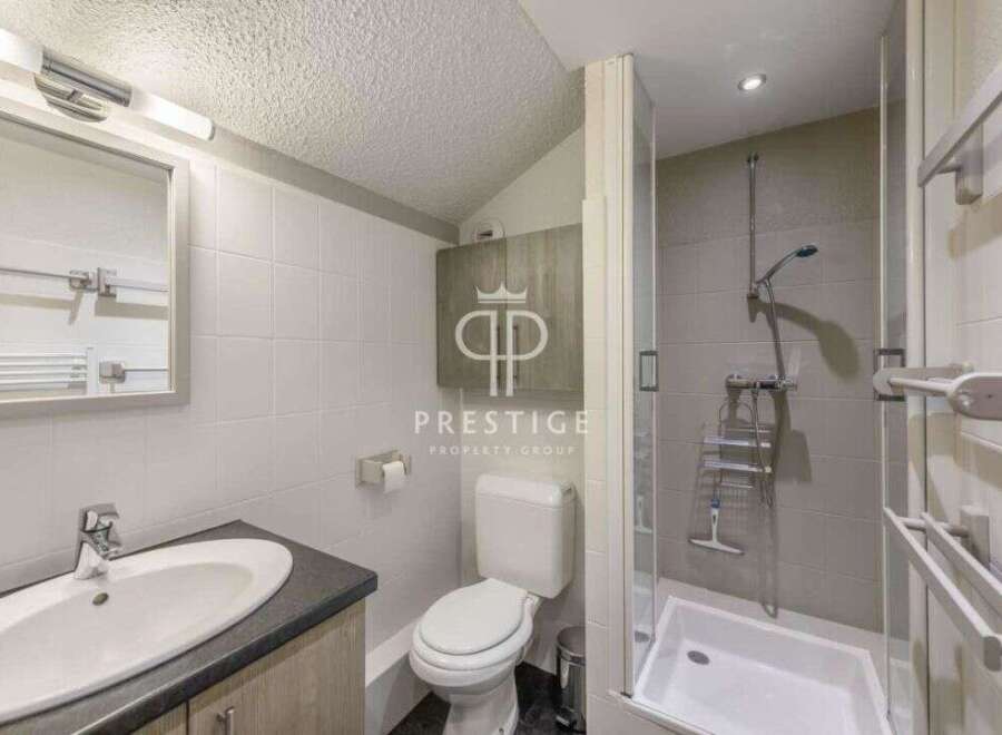 Discover this stunning property featuring a modern bathroom design.