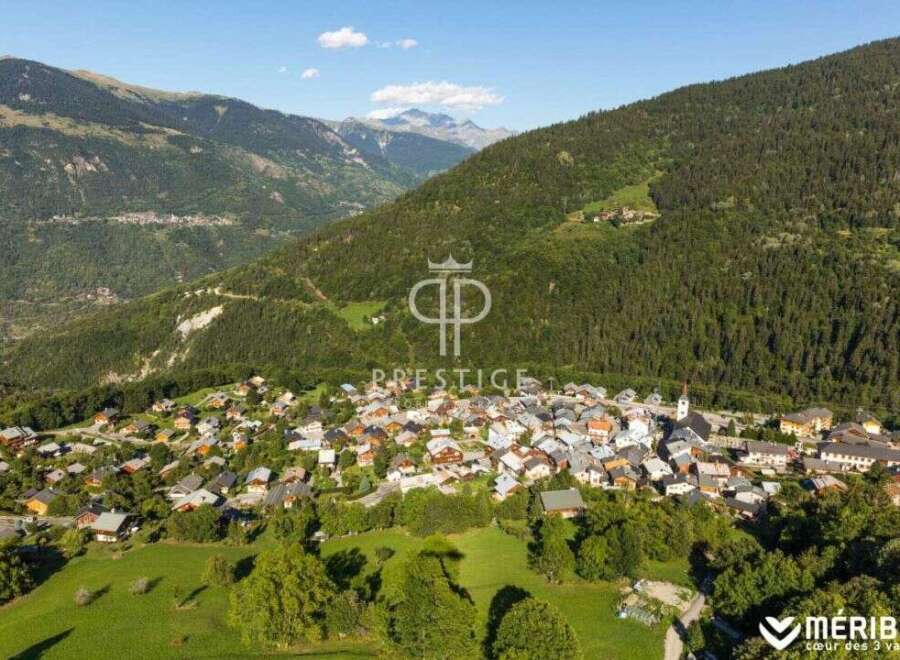 Discover your dream home in the heart of the French Alps! This stunning property offers breathtaking views of the surrounding mountains and a charming village setting.