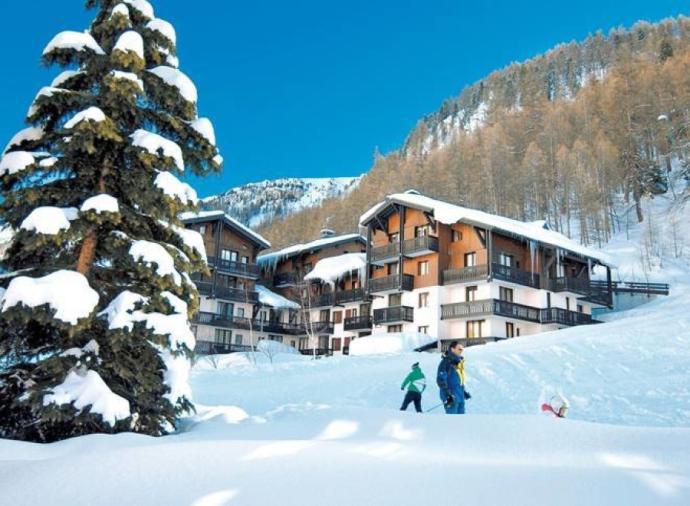 Two-bedroom apartment in Val d’Isère. Click on the image to view the property.
