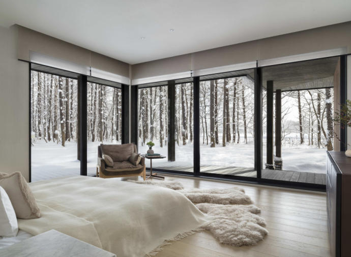 Floor to ceiling windows to enjoy incredible setting and views
