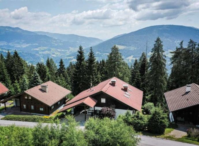 This alpine home in Verditz offers lakes and mountains on your doorstep, as well the chance of a beach trip