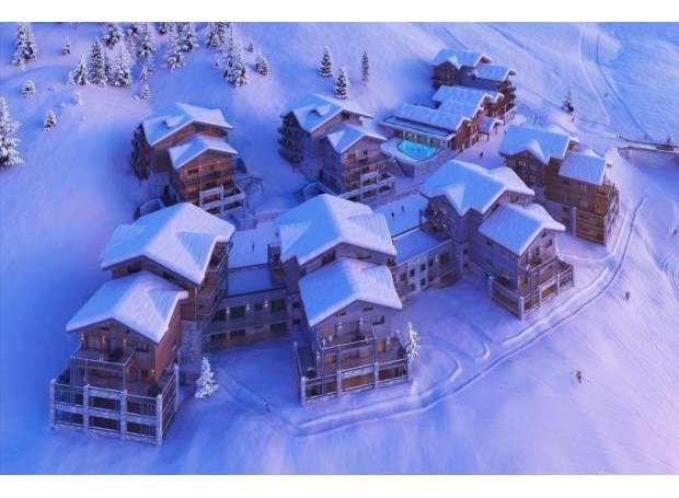 This is the latest luxury development (5-star) at the heart of Paradiski 450kms area, situated in La Plagne Soleil.