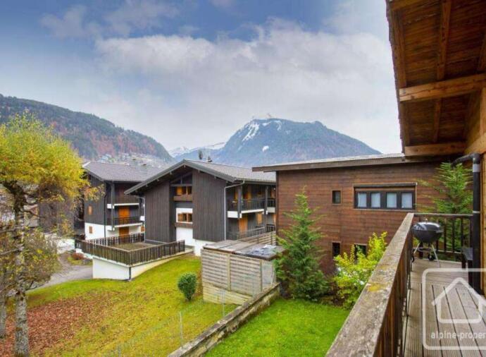 House for sale in Morzine with 5 Bedrooms and 3 Bathrooms