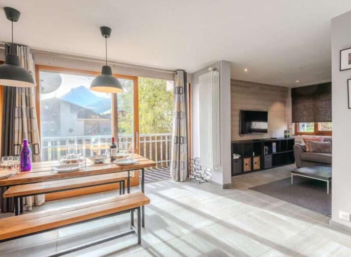 Morden dining area.
