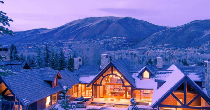 Exterior of a ski property in Aspen Mountain, Colorado.